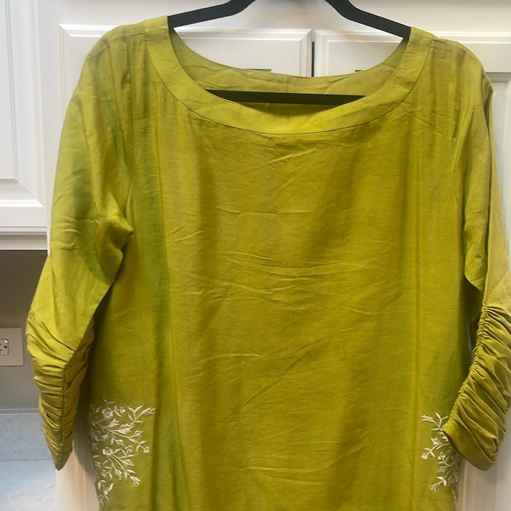 Preloved View 3